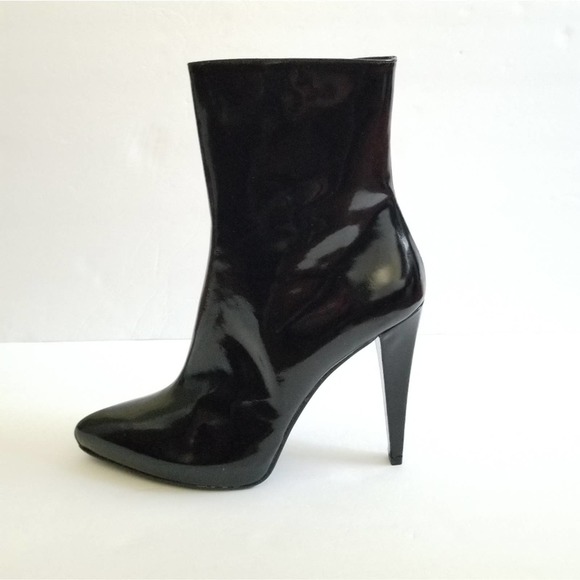 Stuart Weitzman Patent Leather Black Ankle Boots Size 40 - Picture 1 of 11